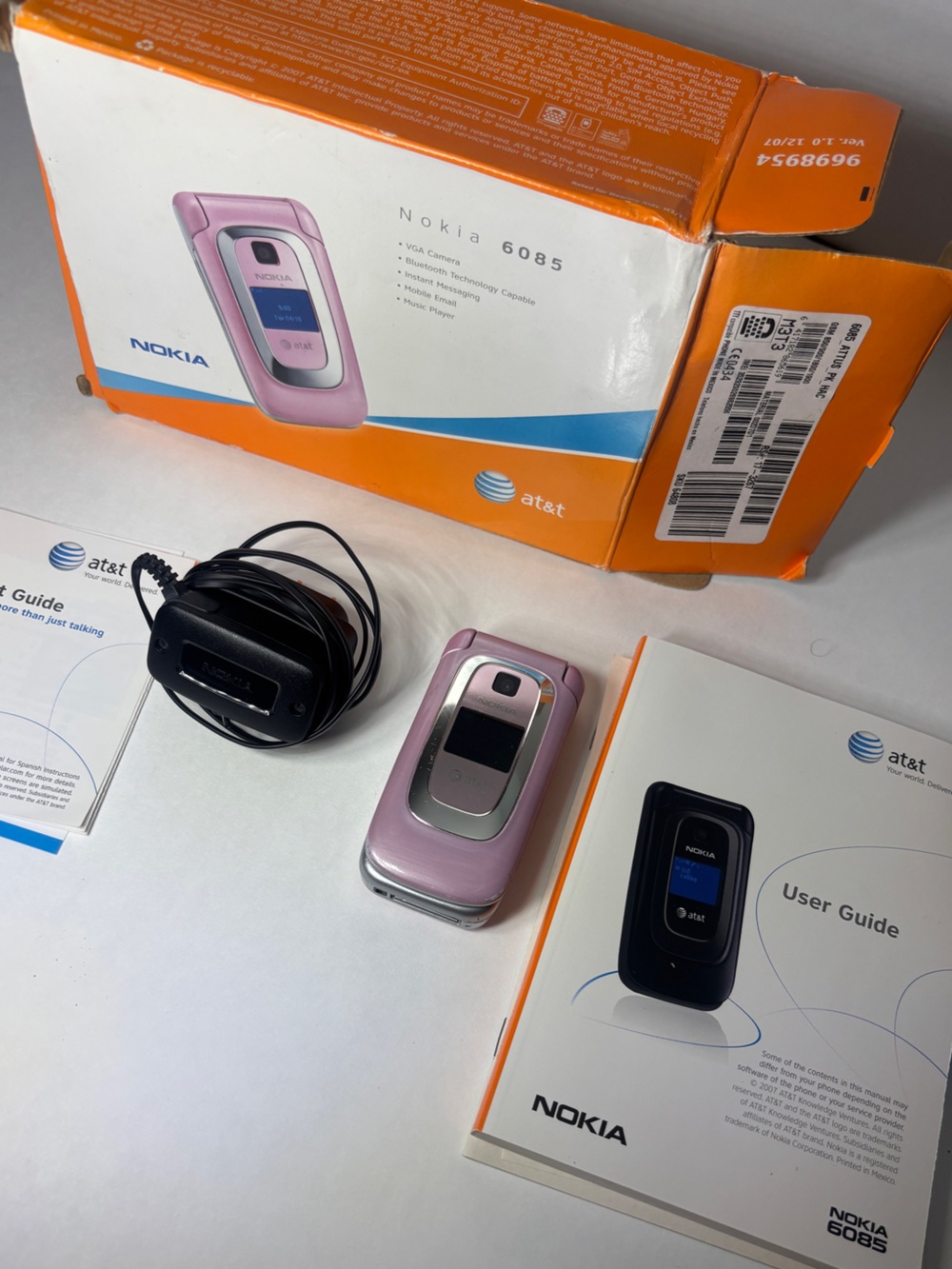 Vintage Y2K 2007 Nokia 6085 Pink Flip Phone Box Manual Battery Tested Works Rare